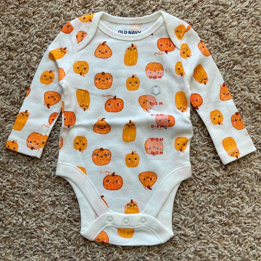 Old Navy Pumpkin Onesie Size 3mo NWT
